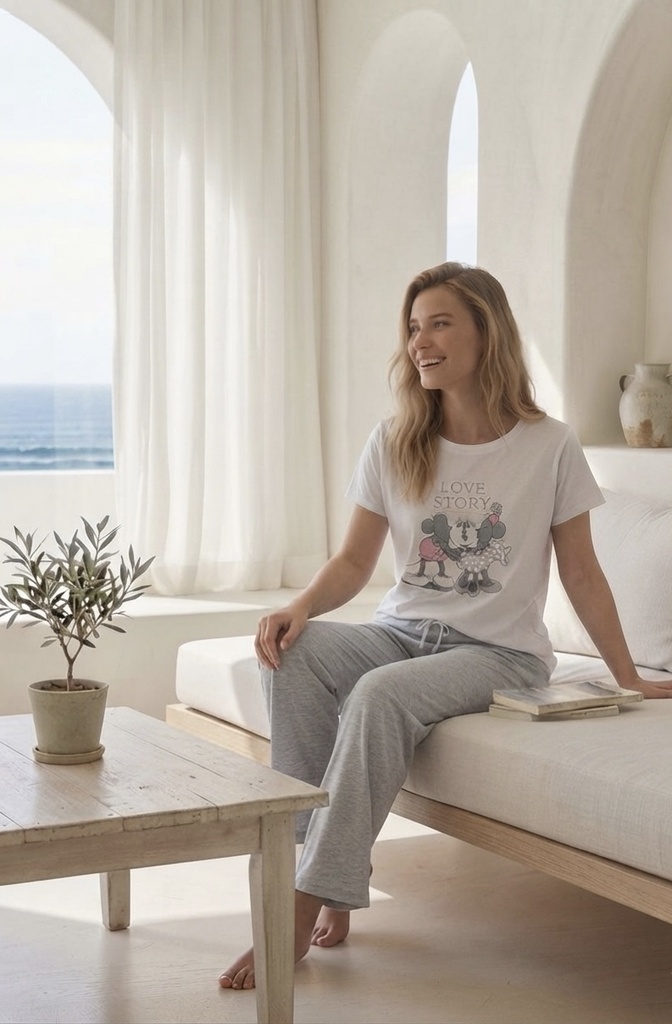 Classic Mickey & Minnie Love Story Pajama Set